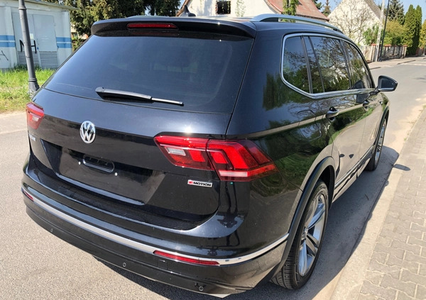 Volkswagen Tiguan Allspace cena 83000 przebieg: 142000, rok produkcji 2019 z Bydgoszcz małe 781
